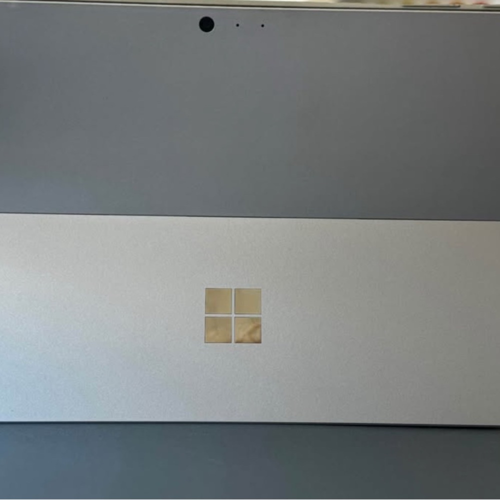 Microsoft Surface Pro - Picture 5 of 9